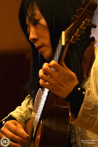 Xuefey Yang in concert