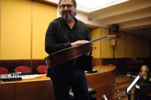 Aniello Desiderio in concert and tribute to D. Ascione