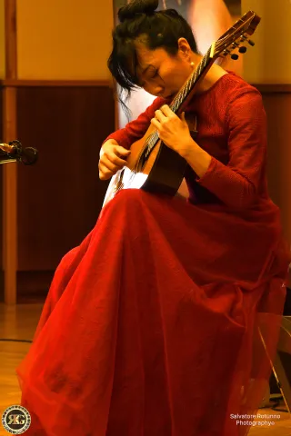 Xuefey Yang in concert 6
