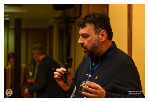 Conference-concert on multi-string guitars and guitar ensembles
