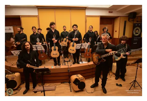 Conference-concert on multi-string guitars and guitar ensembles 51