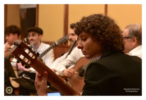 Conference-concert on multi-string guitars and guitar ensembles 24