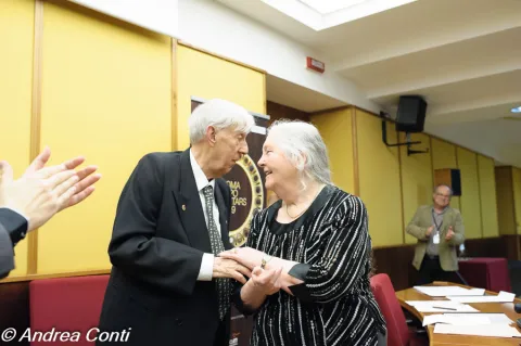 Premio alla Carriera al grande Maestro José Romanillos 25