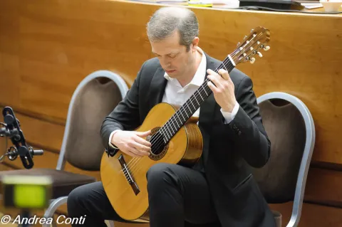 Premio alla Carriera al grande Maestro José Romanillos 31