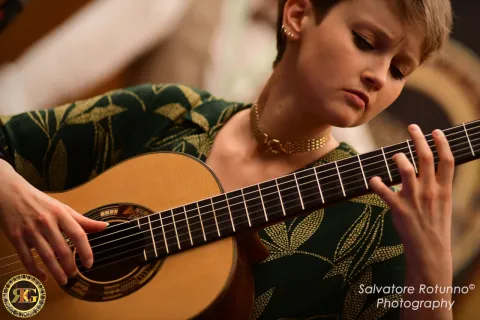 Stephanie Jones and the "Arcimbolda" Guitar 17
