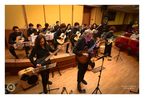 Conference-concert on multi-string guitars and guitar ensembles 35