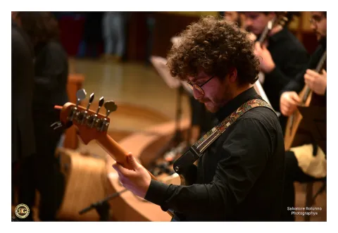 Conference-concert on multi-string guitars and guitar ensembles 44