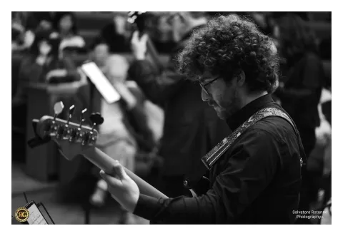 Conference-concert on multi-string guitars and guitar ensembles 48