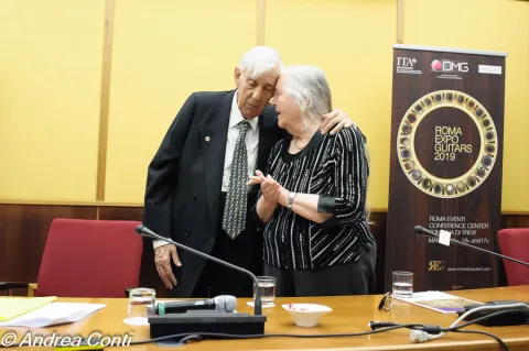 Premio alla Carriera al grande Maestro José Romanillos 23
