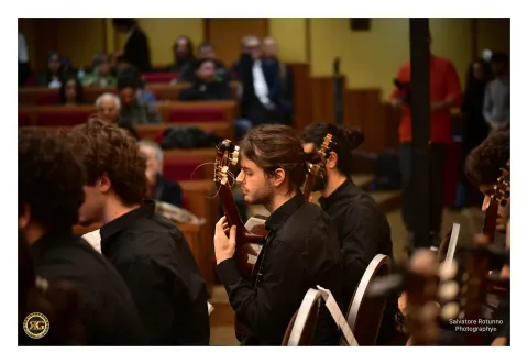 Conference-concert on multi-string guitars and guitar ensembles 47