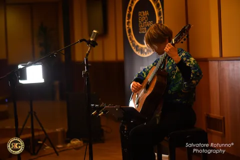 Stephanie Jones in concert 8