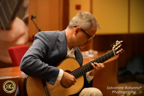 Private guitar test only for dealers, teachers and student 12