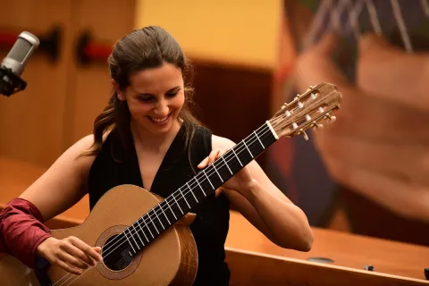 Guitar Test by Carlotta dalia 11