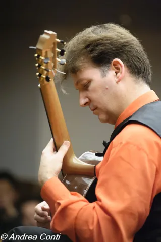 Marco Tamayo in concert 8