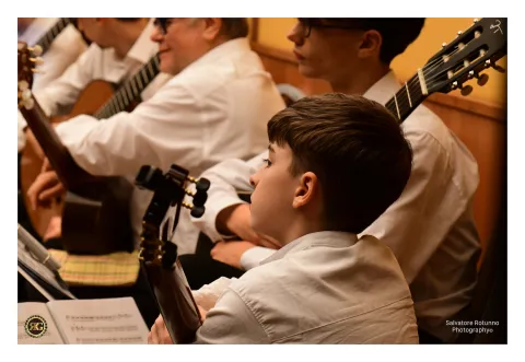 Conference-concert on multi-string guitars and guitar ensembles 22