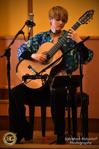 Stephanie Jones in concert 15