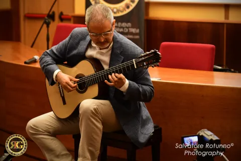 Private guitar test only for dealers, teachers and student 10